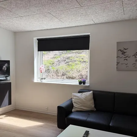 Adisl - 800m From The Sea By Interhome